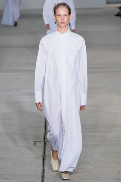 Look 4